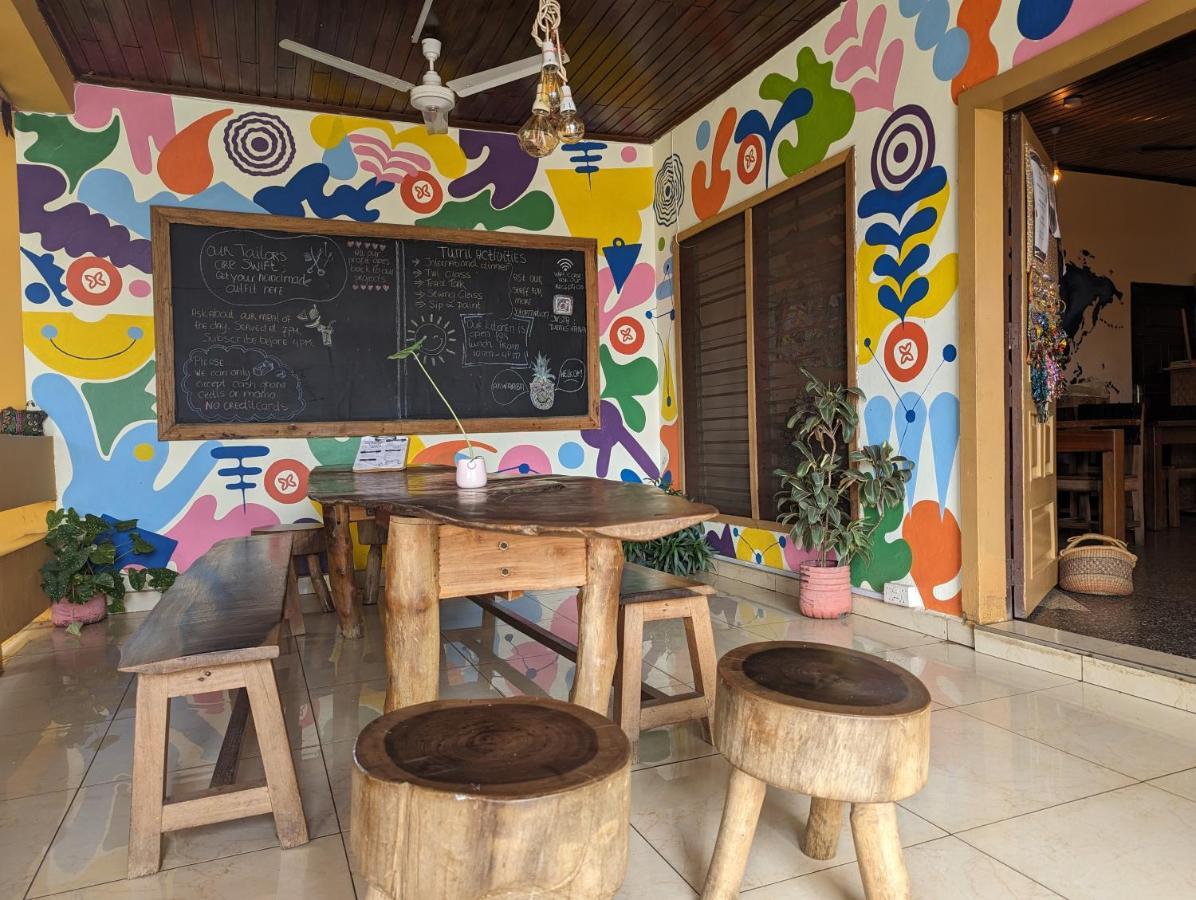 Tumi Hostel Kumasi Exterior foto