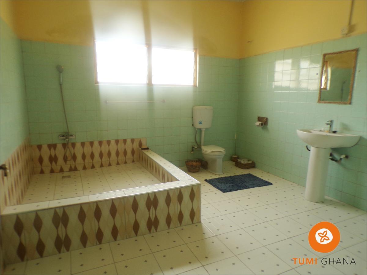 Tumi Hostel Kumasi Exterior foto